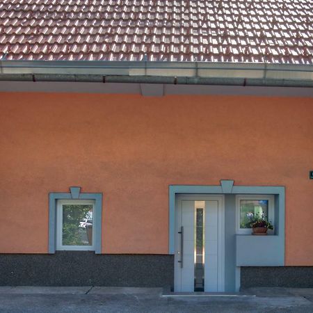 Apartment Pod Velbi Ljubljana Eksteriør billede