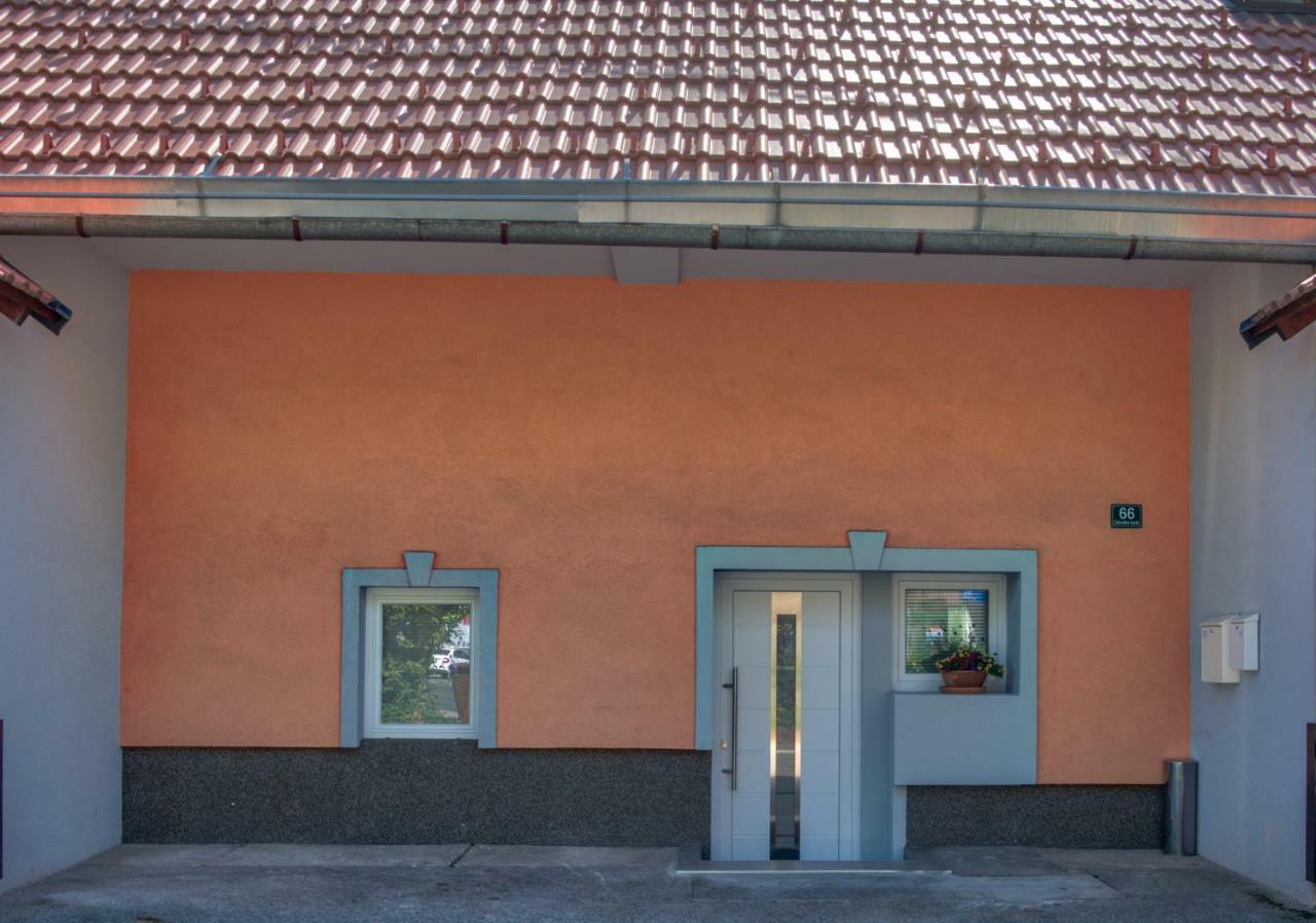 Apartment Pod Velbi Ljubljana Eksteriør billede